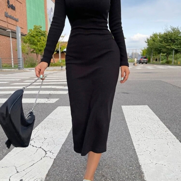 Square neckline ribbed maxi size small - Picture 2 of 2